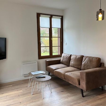 Un Coin Paisible Villa Camon  Exteriör bild