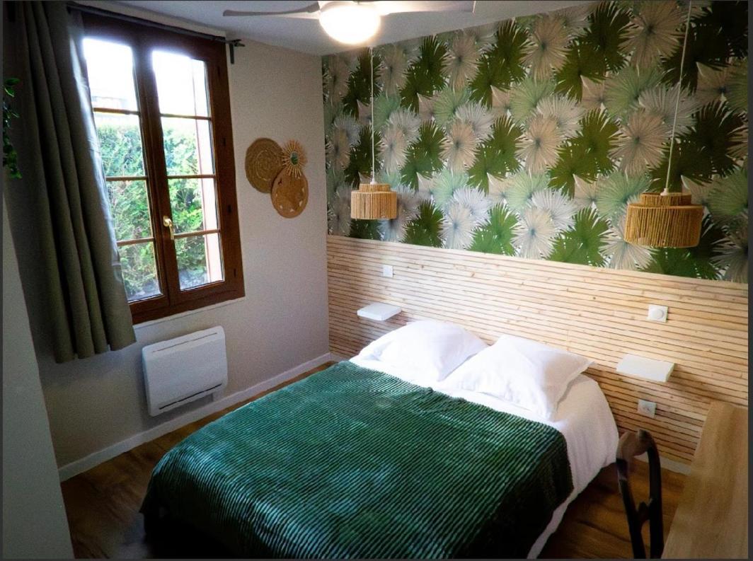Un Coin Paisible Villa Camon  Exteriör bild